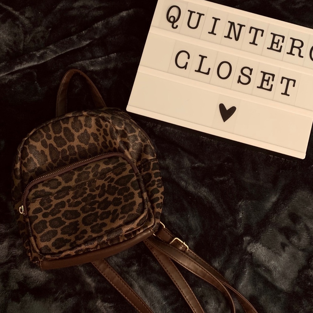 🌿leopard print mini backpack